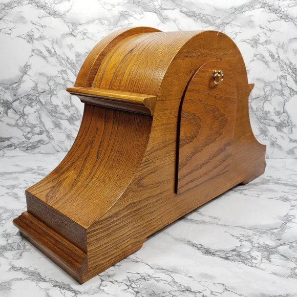 Mantle Clock Howard Miller Dual Chime - Picture 3 of 10